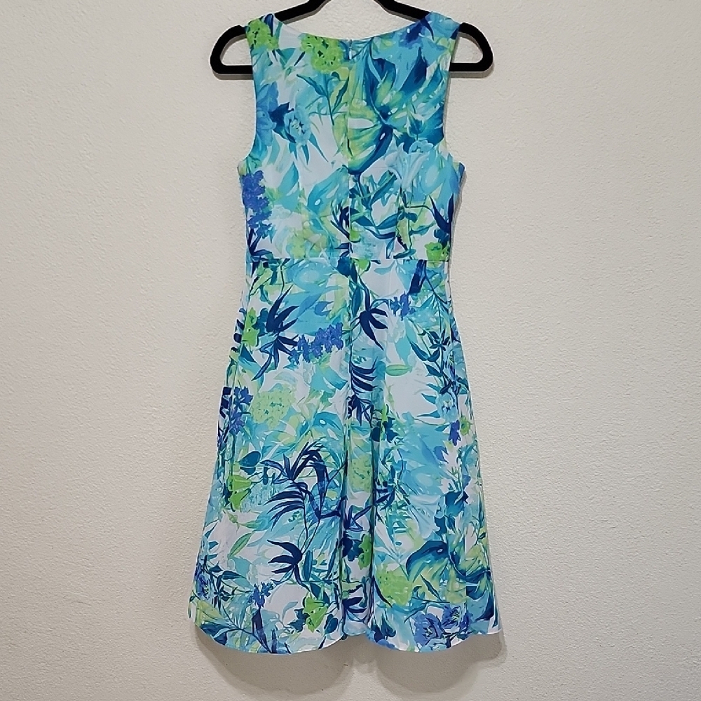 Floral Sleeveless Dress - Blue and Green - Picture 6 of 12